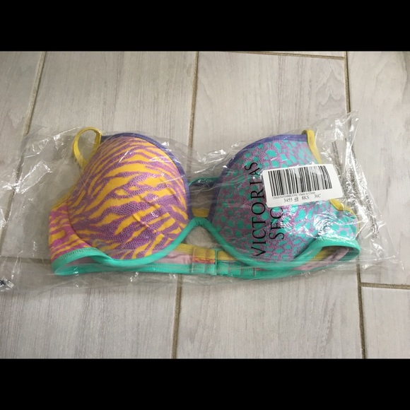 Victoria Secret The Fabulous Bikini Top 36C - Picture 4 of 4